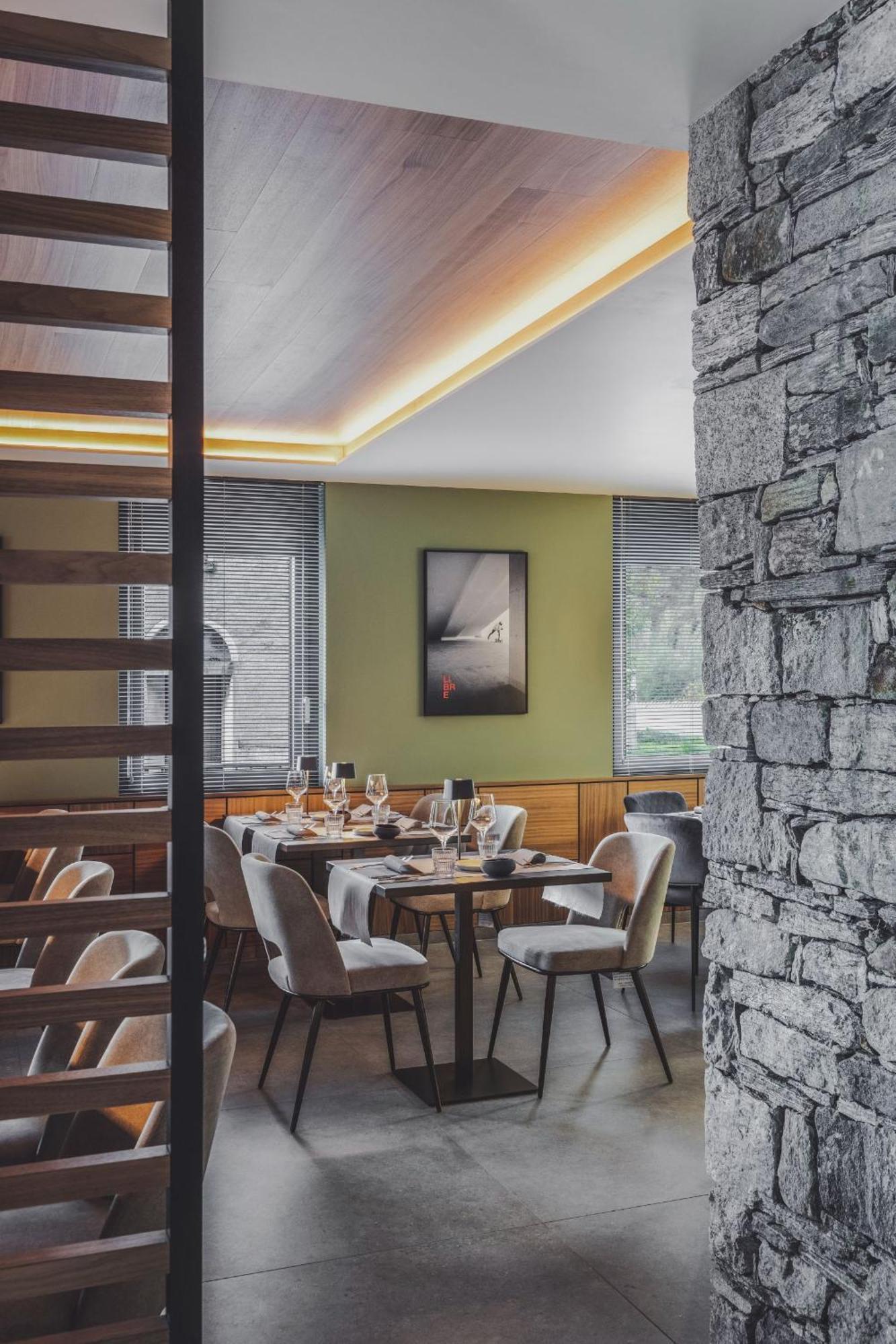 3 Vie Restaurant & Rooms Acquarossa ภายนอก รูปภาพ