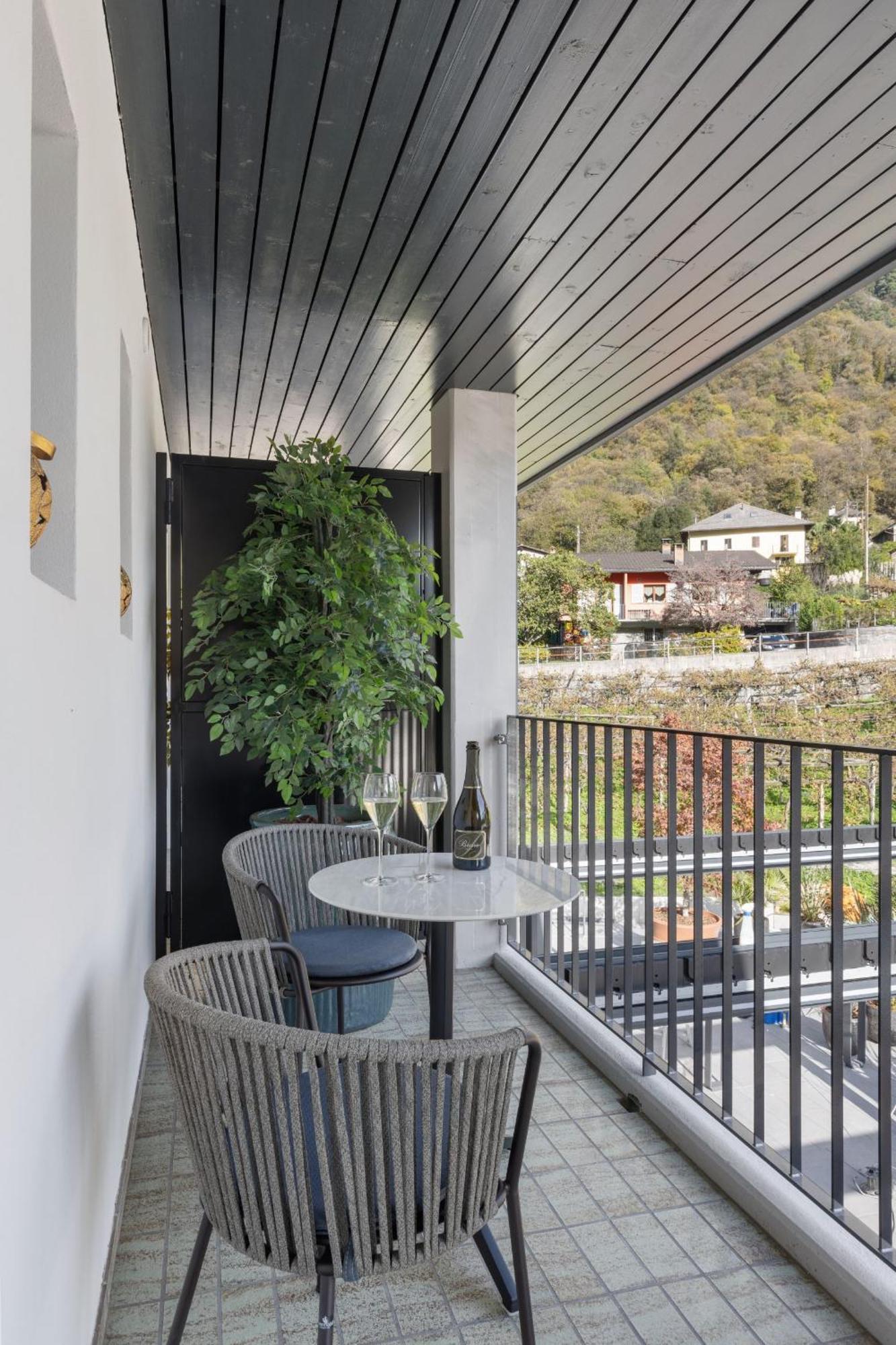 3 Vie Restaurant & Rooms Acquarossa ภายนอก รูปภาพ