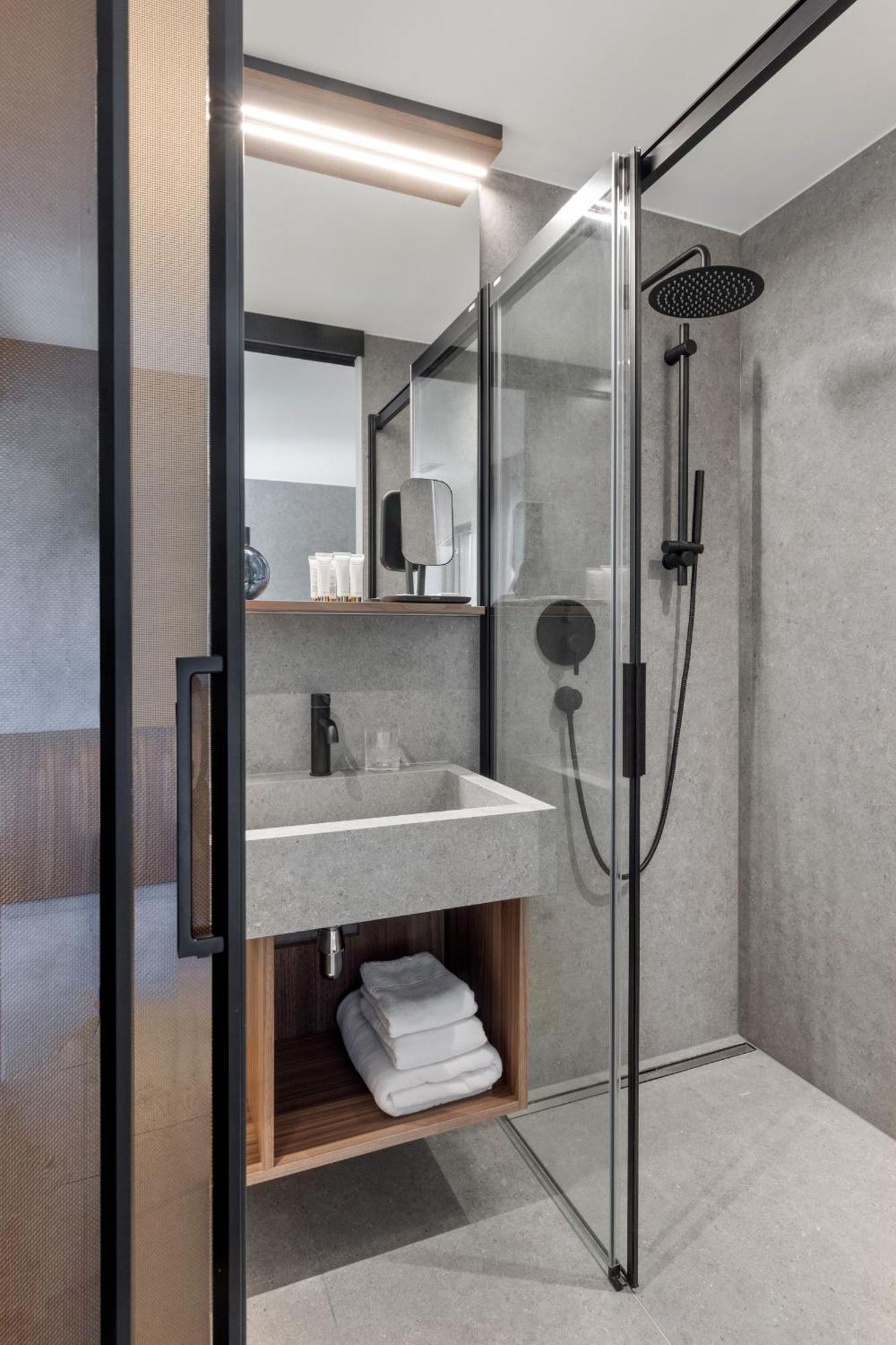 3 Vie Restaurant & Rooms Acquarossa ภายนอก รูปภาพ